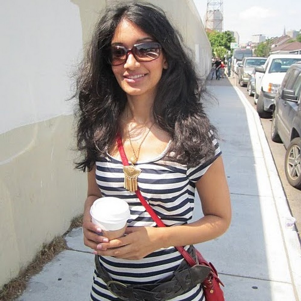 Meet your Posher, Muniza